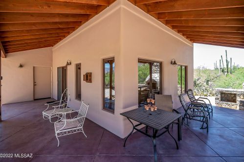 12235 Horsehead Rd, Tucson AZ  85749-9155 exterior