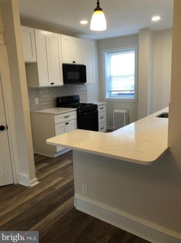 437 Godfrey Ave, Philadelphia PA 19126-3834 exterior