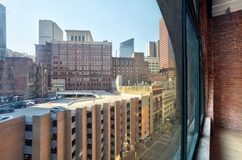 915 Liberty Ave, Pittsburgh PA  15222-3701 exterior