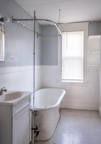 629 Front St, Woonsocket RI 02895-4351 exterior