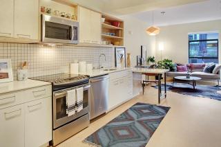 6201 Hollywood Blvd, Los Angeles CA  90028-5305 exterior