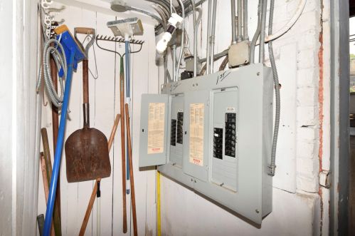 4910 Kilbourn Ave, Chicago IL 60629-5217 exterior