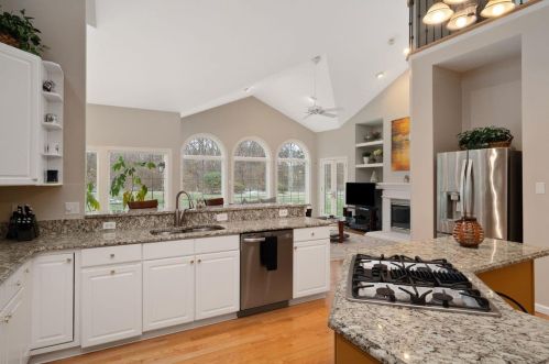 11339 Mosley Forest Dr, Saint Louis MO 63141-7563 exterior