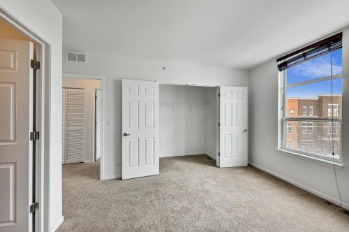 1924 Lotus Ave, Chicago IL 60639-1435 exterior