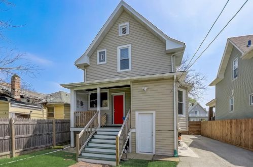 712 7 Ave, Broadview IL 60153-2022 exterior