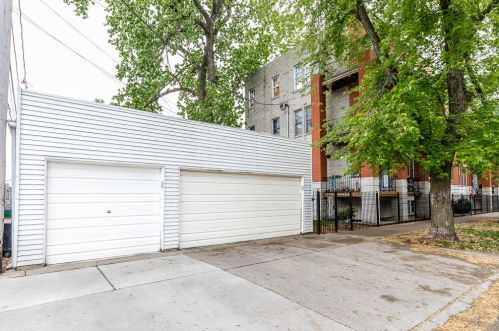 4897 Ashland Ave, Chicago IL  60609-4234 exterior