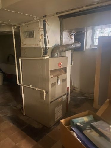 1801 Lowrie St, Pittsburgh PA 15212-4331 exterior