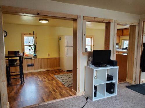 513 Decalb St, Reed City MI 49677-1347 exterior