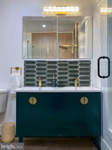 3016 Thayer St, Washington DC  20018-2505 exterior