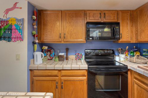 631 Los Opalos, Green Valley AZ 85614-2312 exterior