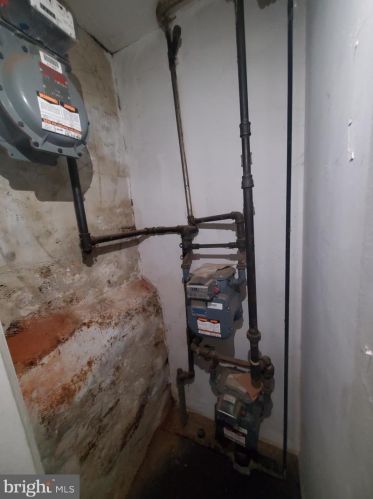 161 Godfrey Ave, Philadelphia PA 19126-3829 exterior