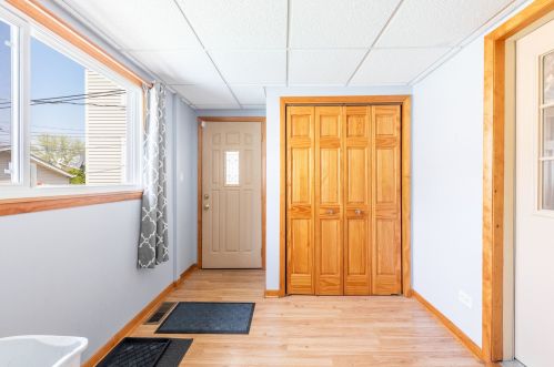 3010 Natchez Ave, Chicago IL 60634-4951 exterior