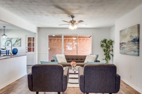 9930 Cloister Dr, Dallas TX 75228-3617 exterior