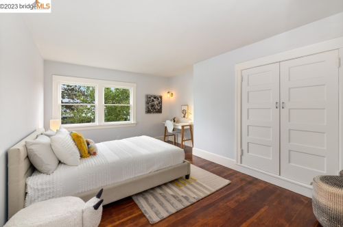 2643 Hillegass Ave, Berkeley CA 94704-3313 exterior