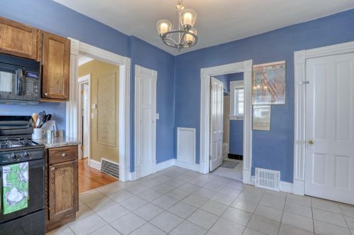 1942 2nd St, Milwaukee WI 53212-3709 exterior