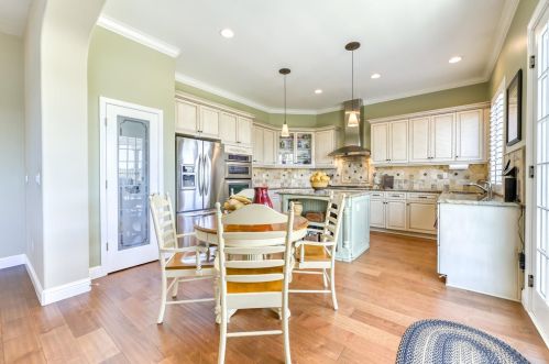 4054 Borders Dr, Folsom CA 95762-5415 exterior