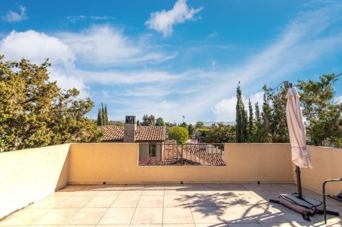 2600 Middlesex Pl, Fullerton CA 92835-3123 exterior