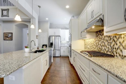 829 Catalina Ln, Austin TX 78737-4715 exterior