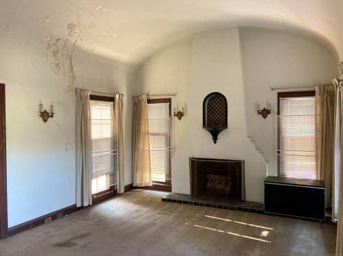 1335 28th St, San Diego, CA 92102-1705