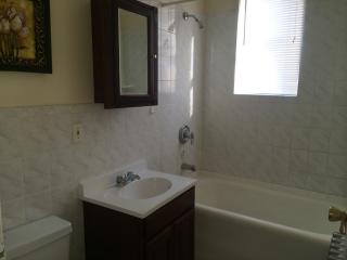 404 Union Ave, Irvington NJ  07111-2962 exterior