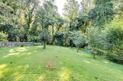 2876 Bob White Dr, Atlanta GA exterior