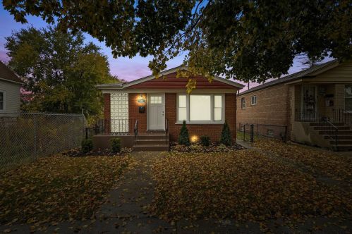 522 88th Pl, Chicago IL  60619-6826 exterior