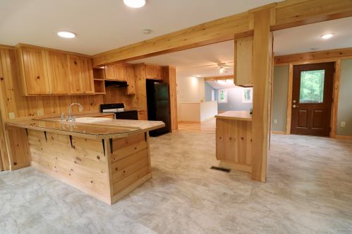 511 Deer Mdw Rd, Concord NH 03303-7806 exterior