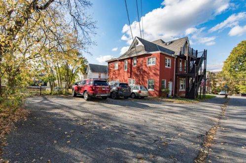 103 Church St, Slatington PA 18080-1825 exterior