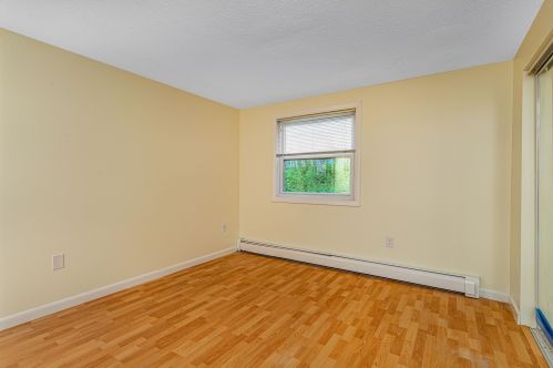 601 Cocheco Ct, Dover NH 03820-4813 exterior