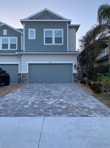 303 Arrawana Ave, Tampa FL 33609-2307 exterior