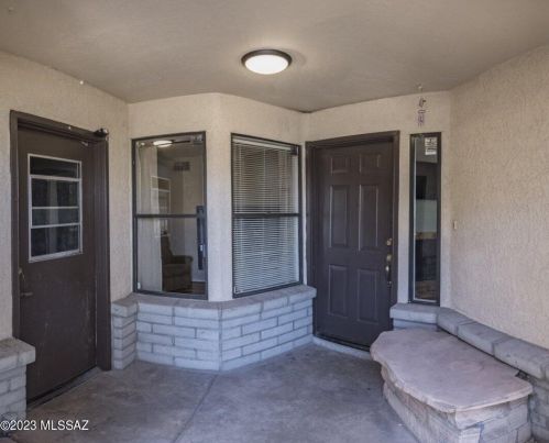 5032 Condor Dr, Tucson AZ  85742-9404 exterior