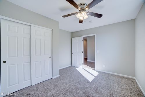 1942 Campo Bello Dr, Phoenix AZ 85032-2051 exterior