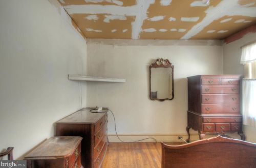 22 4 Ave, Runnemede NJ 08078-1302 exterior