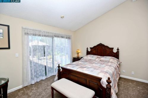 1619 St, Concord CA 94521-1001 exterior