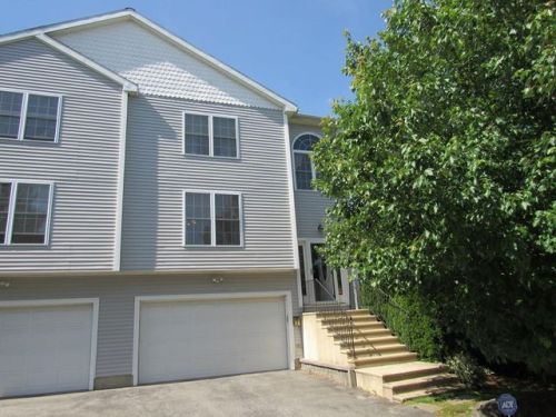 2 Jersey Dr, Worcester MA  01606-1187 exterior