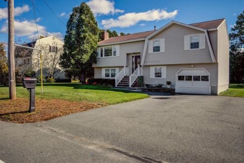 289 Howe St, Methuen MA  01844-6905 exterior