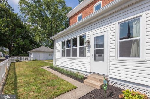 379 York St, Pottstown PA  19464-5261 exterior