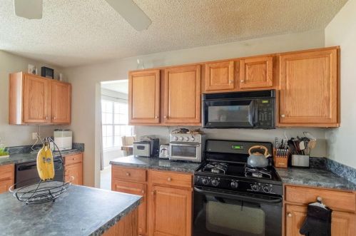 6027 Birds Eye Trl, Atlanta GA 30349-8814 exterior