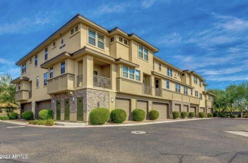 17850 68th St, Phoenix AZ  85054-9100 exterior