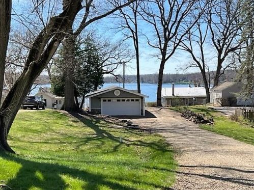 58456 Clear Lake Rd, Three Rivers, MI 49093-9522