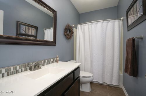 253 Jade Dr, Chandler AZ 85286-1646 exterior