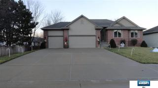 16618 Holmes St, Omaha NE  68135-1388 exterior