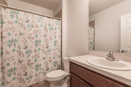 3660 27 Ave, Naples FL 34120-8986 exterior