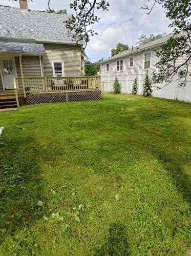 87 Lakevilla Ave, Springfield MA  01109-1405 exterior