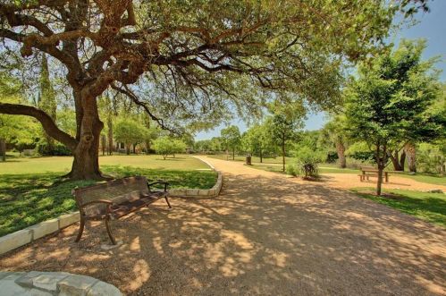 14713 Bescott Dr, Austin TX 78728-5728 exterior