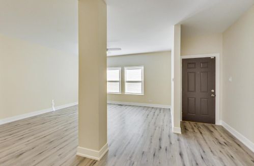 4236 Champlain Ave, Chicago IL  60653-2924 exterior