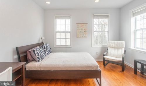 1709 Ellsworth St, Philadelphia PA 19146-3011 exterior