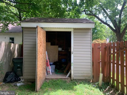 711 Forrest Ave, Media PA 19063-4104 exterior