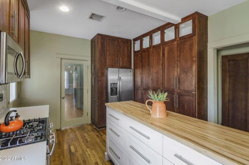 1118 12 St, Phoenix AZ 85086-7350 exterior