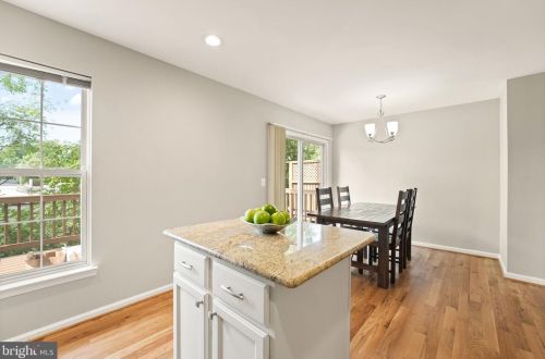 106 Ingle Pl, Alexandria VA 22304-7600 exterior